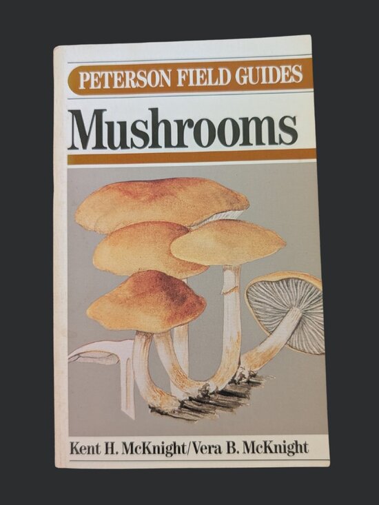 Houghton Mifflin Other - Peterson A Field Guide to Mushrooms of North America 1987 Paperback